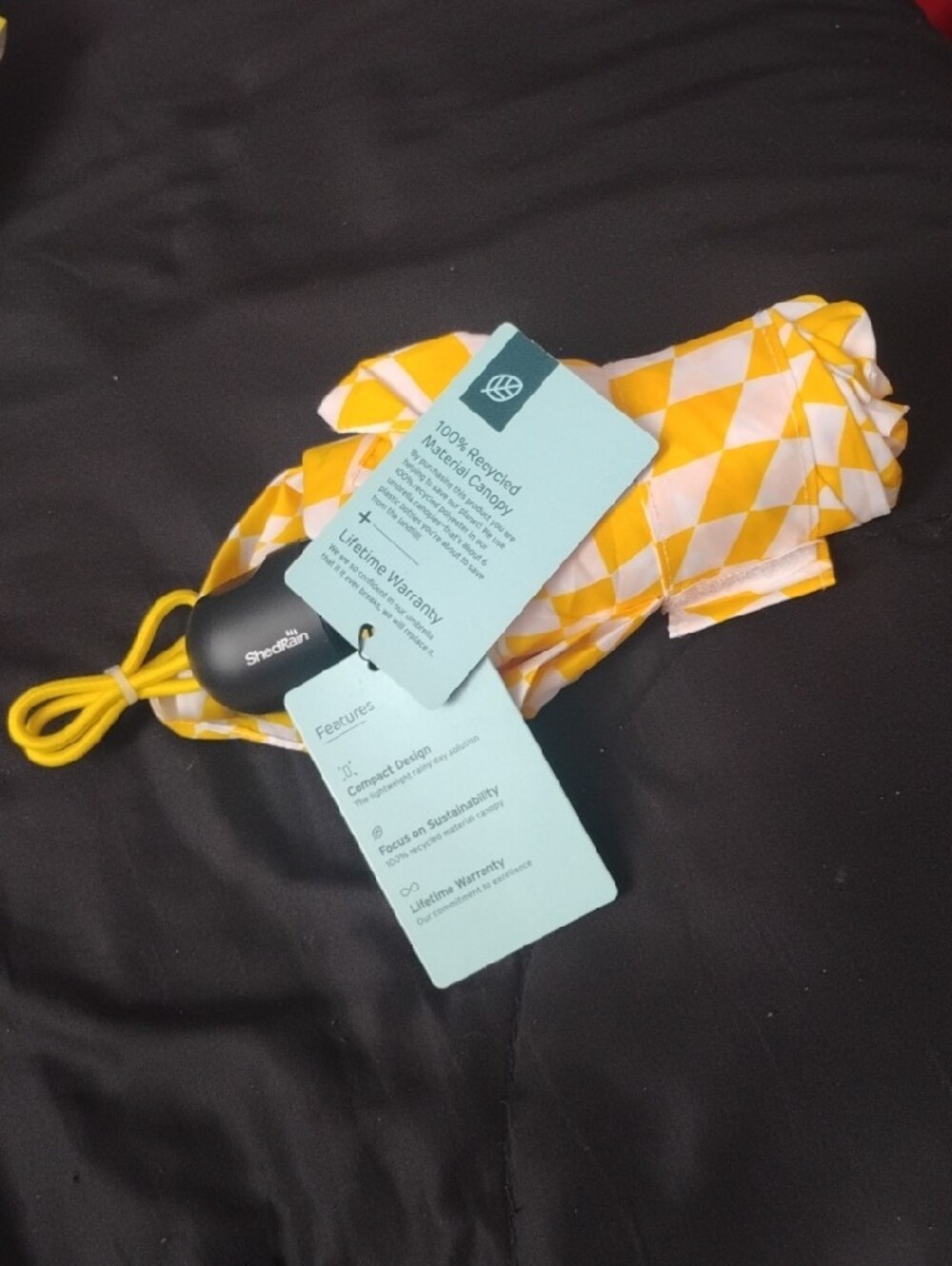 Target🎯Yellow Checker Mini Umbrella🆕💦☔ - Picture 2 of 4